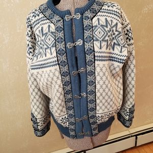 Dale of Norway pure wool Norwegian sweater